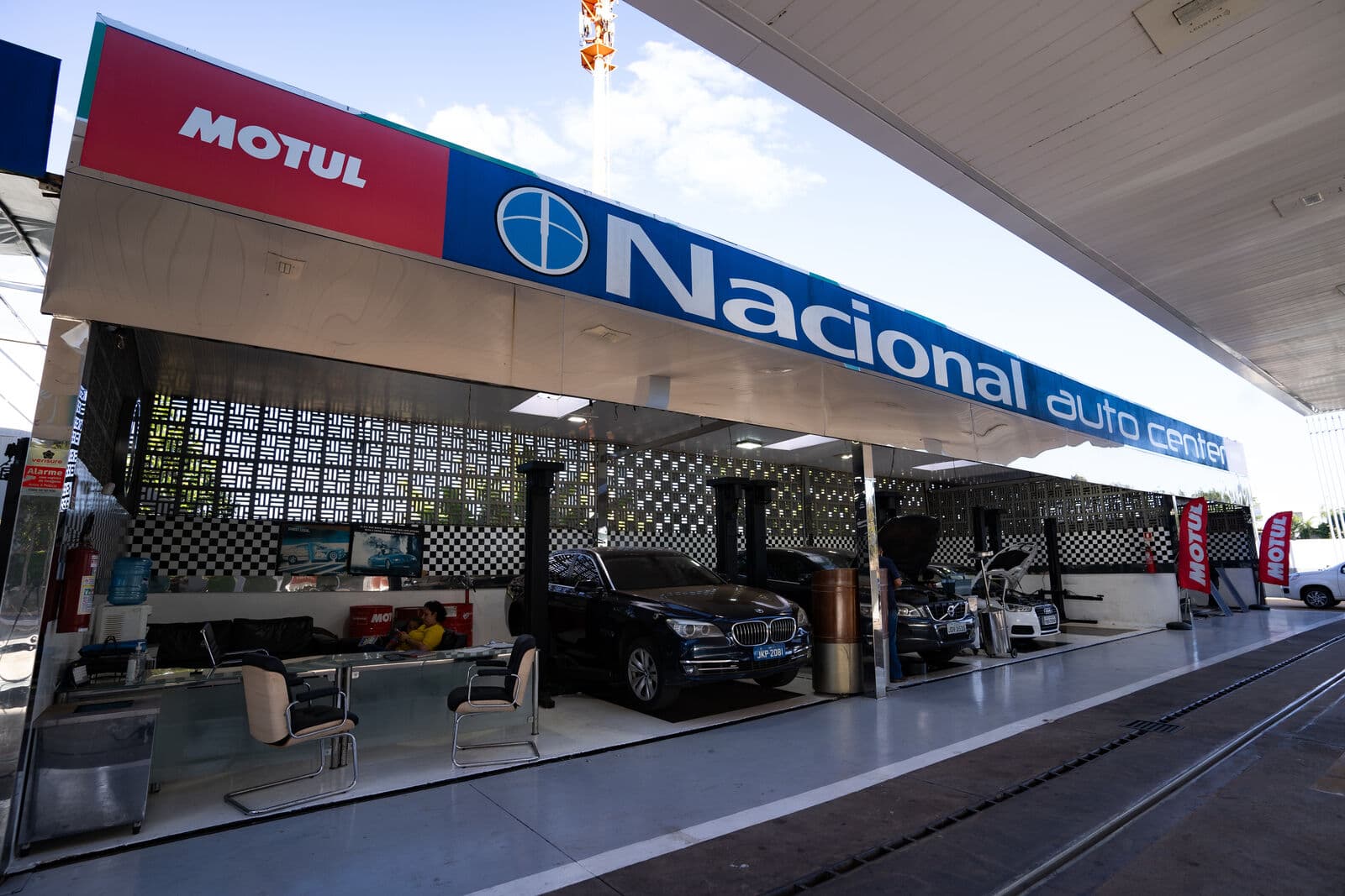 Fachada da Nacional Auto Center no Lago Sul
